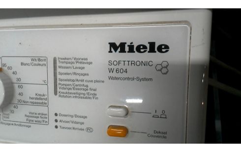LESSIVEUSE MIELE