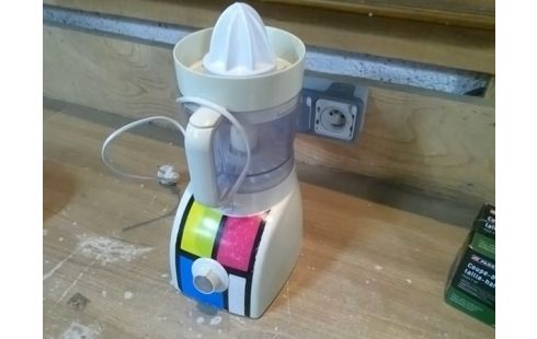 PRESSE AGRUMES ELECTRIQUE