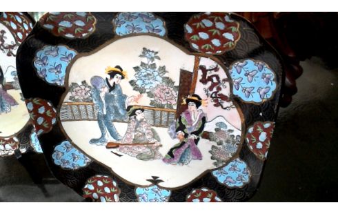 BORD JAPANS LOT VAN 2