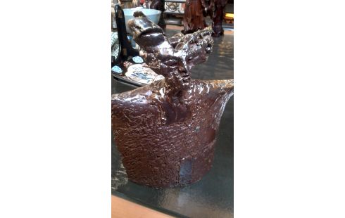 BEELD AARDEWERK BRUIN