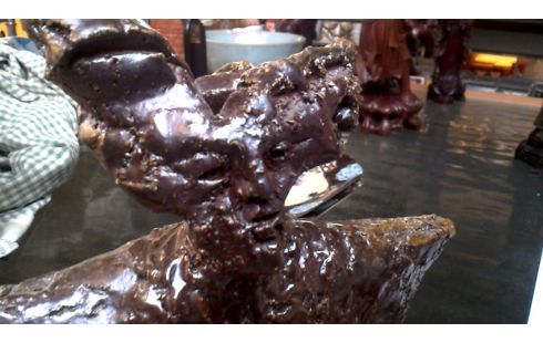 BEELD AARDEWERK BRUIN