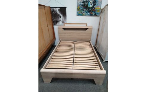 LIT SOMMIER LATTES ÉCLAIRÉ TIROIRS