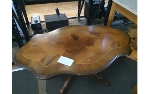 TABLE BASSE VIOLON
