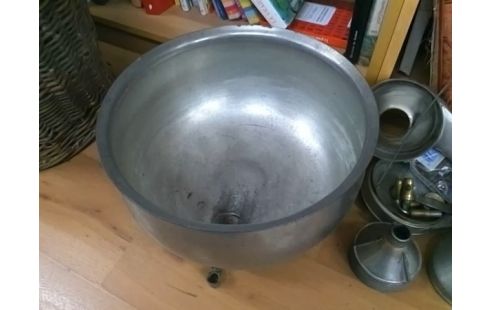 BAC D'ECREMEUSE AVEC ACCESSOIRES