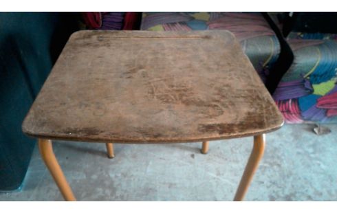 BUREAU  VINTAGE   EN  L' ETAT