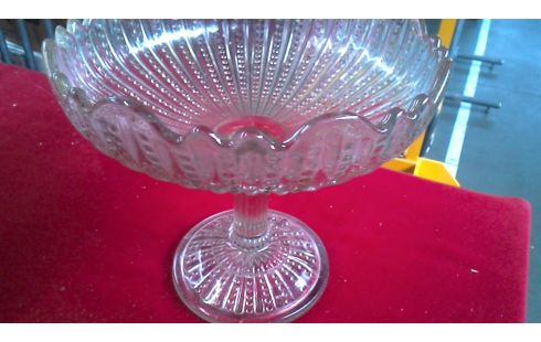 CALICE DESSUS PIED ANTIQUE GLACE