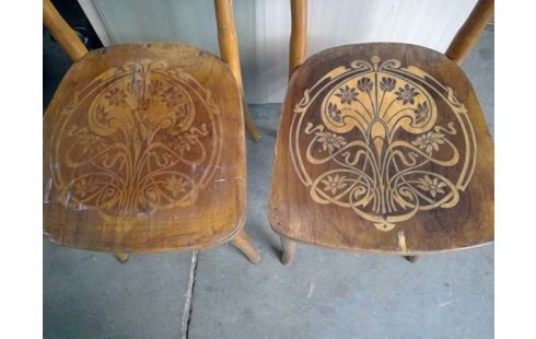 2 STOELEN MET TEKENING