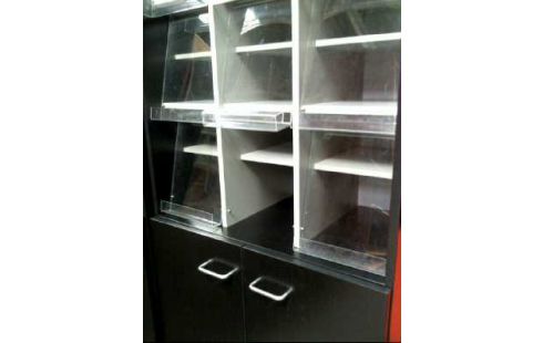 MAGAZINREGAL HOLZ SCHW. 2-TÜR. 12-FÄCHER