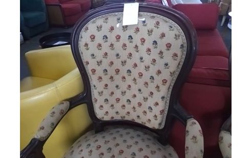 FAUTEUIL TISU MOTIF FLEURS