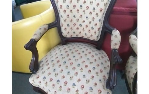 FAUTEUIL TISU MOTIF FLEURS