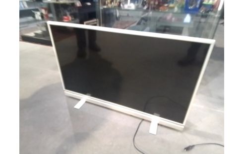 TELEVISEUR LCD GRUNDIG 43 POUCES BLANCHE