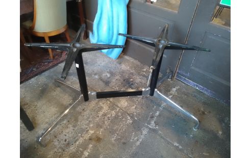 PIED DE TABLE HERMAN MILLER