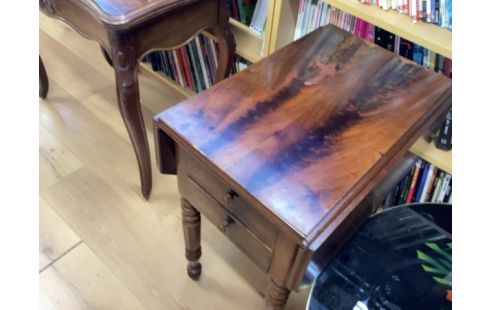 TABLE PM 2 ABATTANTS