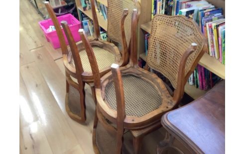 CHAISE CANNEES STYLE LOUIS XV