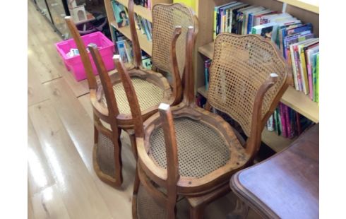 CHAISE CANNEES STYLE LOUIS XV