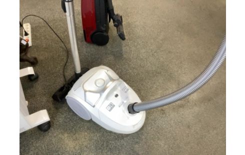 ASPIRATEUR BLANC ROWENTA