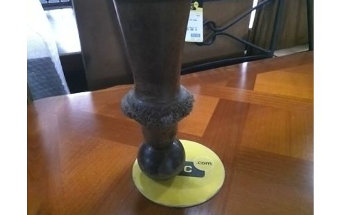 TABLE A VOLETS (PIEDS USES)