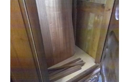 ARMOIRE 2P STYLE LOUIS XV (ETAGERES SANS PENDERIE)