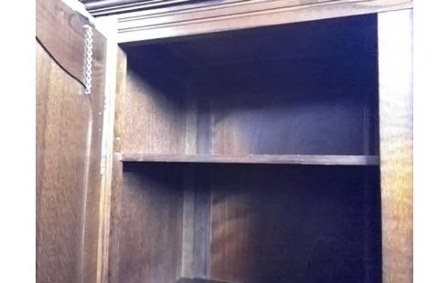 ARMOIRE 2P BOIS (MANQUE BARRE PENDERIE)