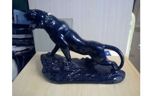 LEEUW IN GIPS ART DECO