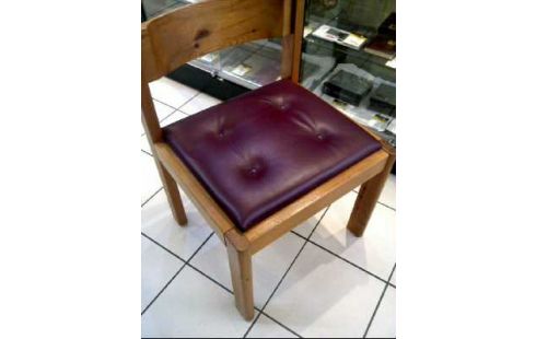 STUHL VOLLHOLZ KIEFER POLSTER WEINROT