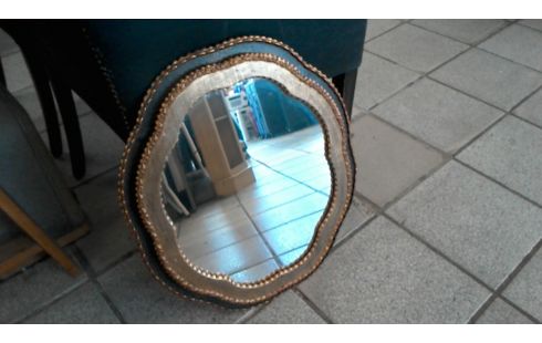 MIROIR  EN   L' ETAT
