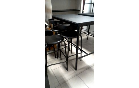 MESA, , 4 SILLAS ALTO NEGRO IKEA