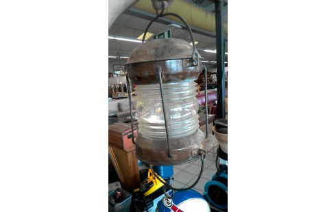 LANTERNE MARINE EN L'ETAT