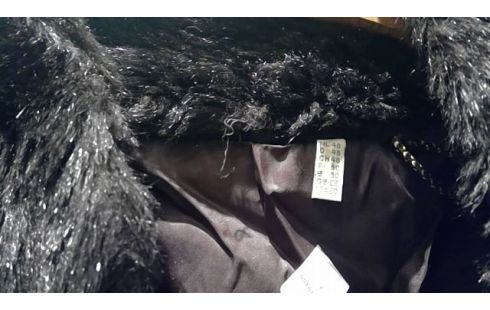 VESTE EN FOURRURE TAILLE 48