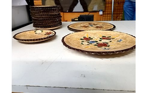 SET VAN VALLAURIS 14 STUK