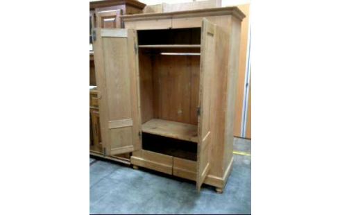 KLEIDERSCHRANK HOLZ