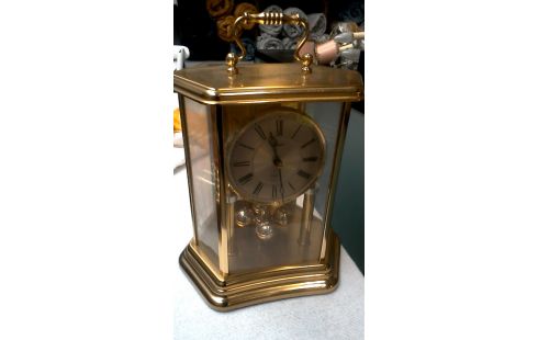 PENDULETTE LAITON A BATTERIE