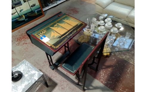 PUPITRE D'ECOLE PEINT