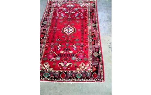 TEPPICH ROT GEMUSTERT