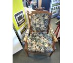 FAUTEUIL STYLE HENRI II