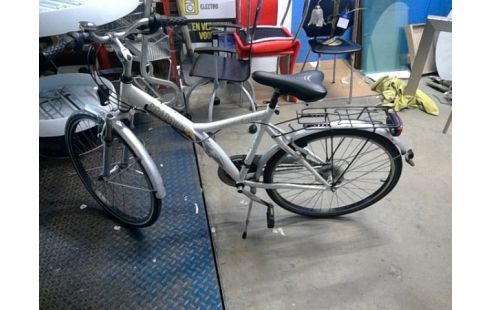 FIETS/DAMES/ROADSIGN