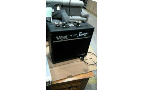 AMPLI VOX VT40