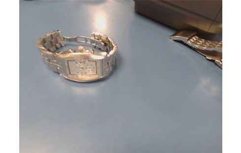 MONTRE QUARTZ GUESS SUISSE