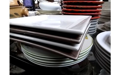 ASSIETTE CARRÉ LOT DE 4