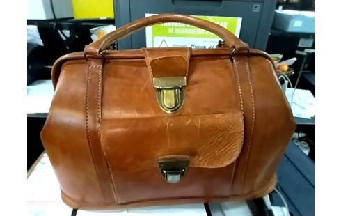 SAC CUIR POCHE ABÎMÉE