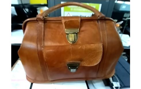 SAC CUIR POCHE ABÎMÉE