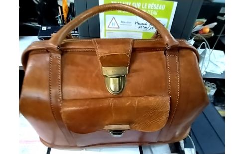 SAC CUIR POCHE ABÎMÉE