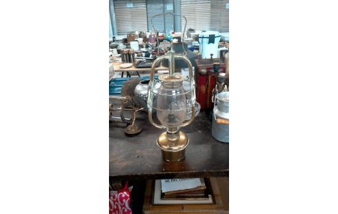 PETROLEUMLAMP