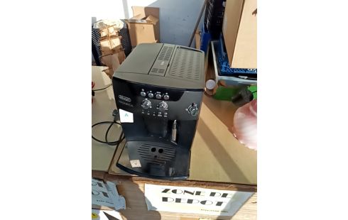 CAFETIERE BROYEUR + ACC RES