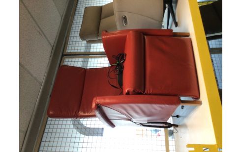 FAUTEUIL RELAX LIFT CUIR ROUGE