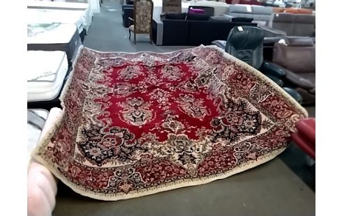 TAPIS ROUGE 3M80 SUR 2M85