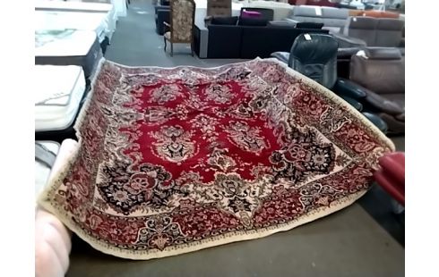 TAPIS ROUGE 3M80 SUR 2M85