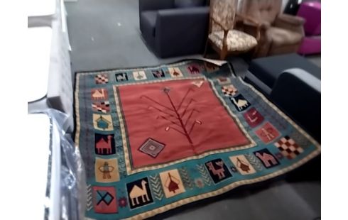 TAPIS MODERNE 1,9M SUR 1,9