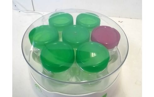 YAOURTIERE AVEC POTS