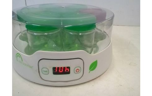 YAOURTIERE AVEC POTS